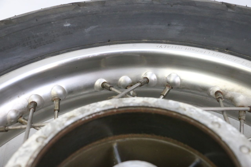 photo de LLANTA TRASERA Y NEUMÁTICO APRILIA CLASSIC 125 (1995 - 2001) - Recambio usado revisado