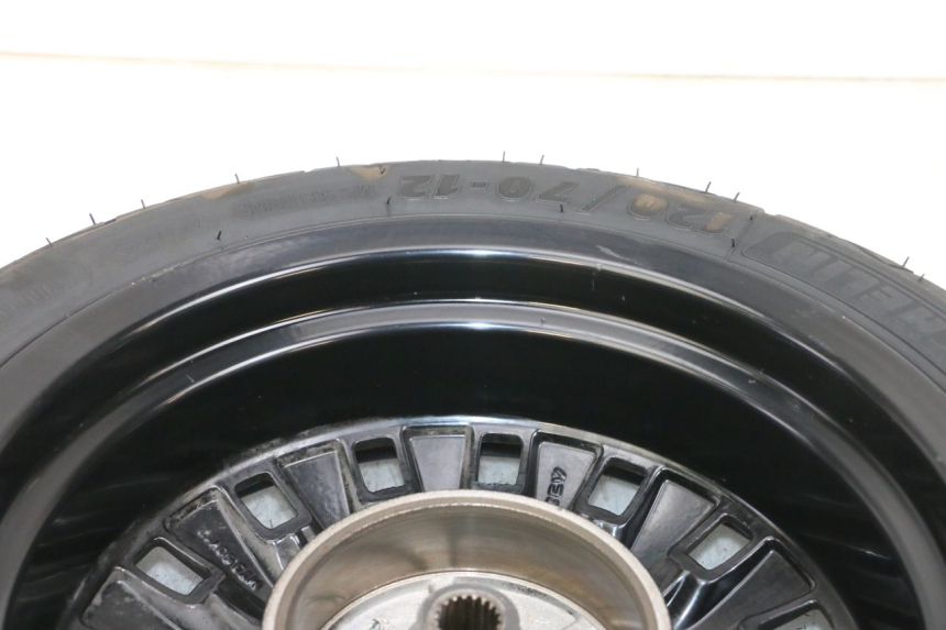 photo de LLANTA TRASERA Y NEUMÁTICO PEUGEOT DJANGO 4T 50 (2014 - 2019) - Vista general del producto