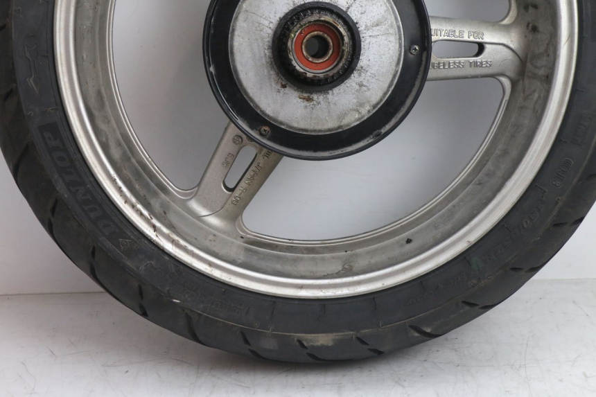 photo de LLANTA TRASERA Y NEUMÁTICO YAMAHA FJR 1300 (2001 - 2005) - Estado de la superficie y material