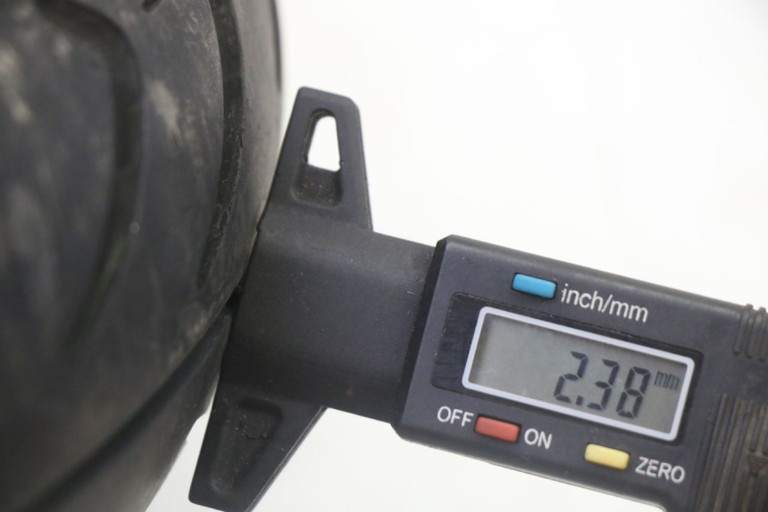 photo de LLANTA TRASERA Y NEUMÁTICO PIAGGIO FLY 2T 50 (2004 - 2017) - Inspección visual detallada