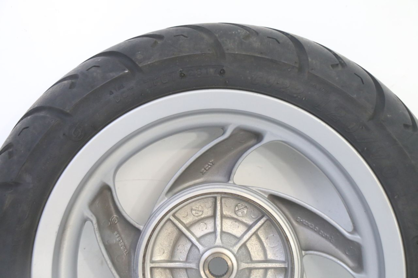 photo de LLANTA TRASERA Y NEUMÁTICO PIAGGIO FLY 2T 50 (2004 - 2017) - Recambio usado revisado