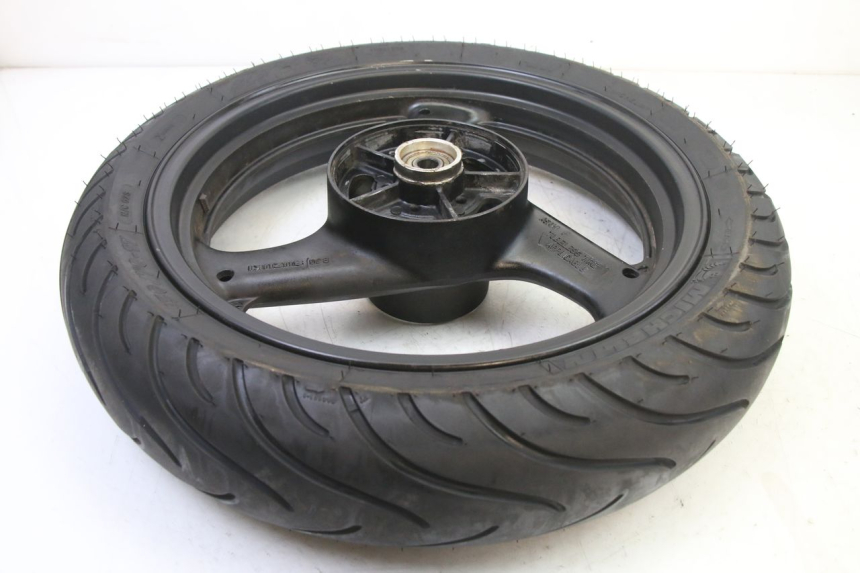 photo de LLANTA TRASERA Y NEUMÁTICO SUZUKI GS GSE 500 (2001 - 2003) - Marcados y referencias originales