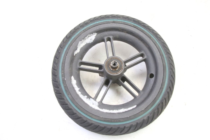 photo de LLANTA TRASERA Y NEUMÁTICO XIAOMI MI PRO 2 1 - Detalles de los puntos de fijación