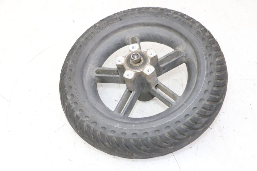 photo de LLANTA TRASERA Y NEUMÁTICO XIAOMI MI PRO 2 1 - Vista principal