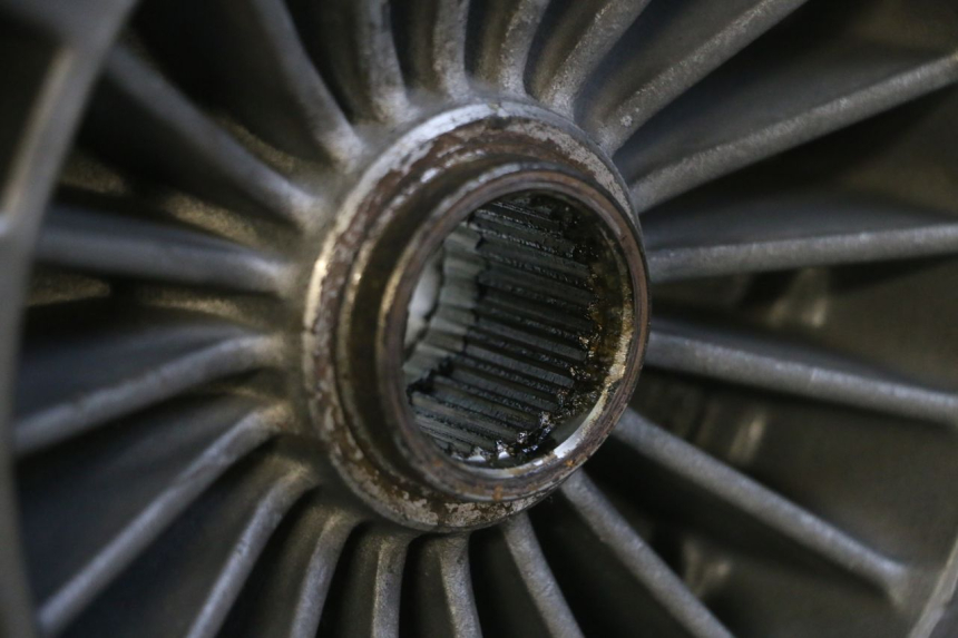 photo de LLANTA TRASERA Y NEUMÁTICO PIAGGIO MP3 125 (2006 - 2014) - Detalle de la pieza