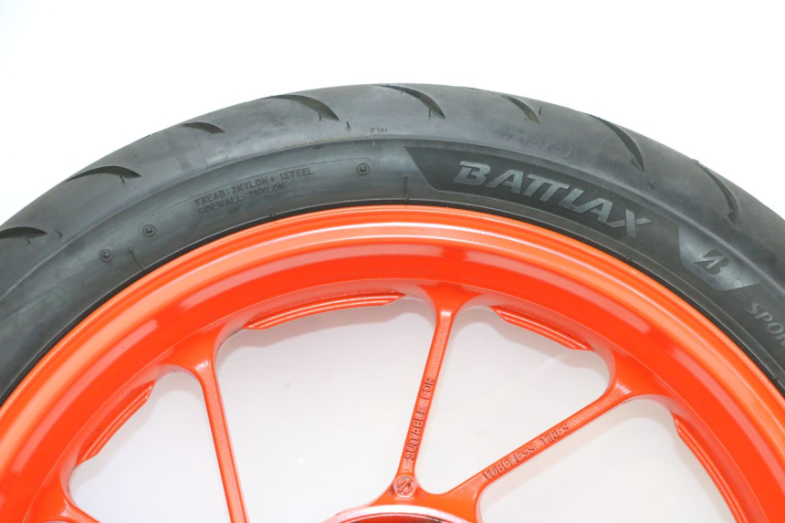 photo de LLANTA TRASERA Y NEUMÁTICO YAMAHA MT-07 MT07 ABS 700 (2018 - 2020) - Marcados y referencias originales