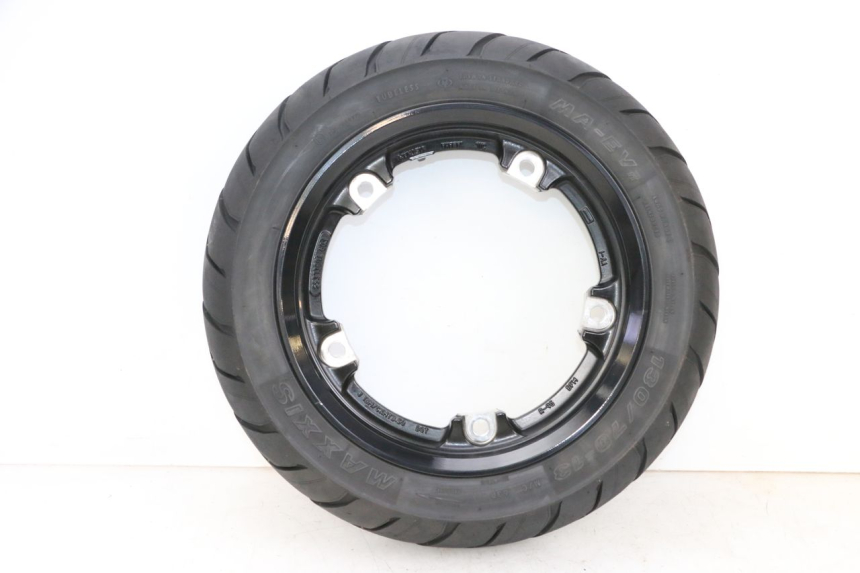 photo de LLANTA TRASERA Y NEUMÁTICO YAMAHA NEO'S CORE 1 (2022 - 2026) - Vista principal