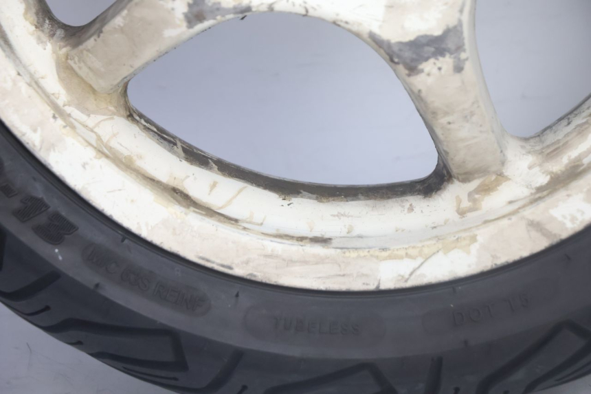 photo de LLANTA TRASERA Y NEUMÁTICO MBK NITRO 50 (2004 - 2008) - Detalles de los puntos de fijación