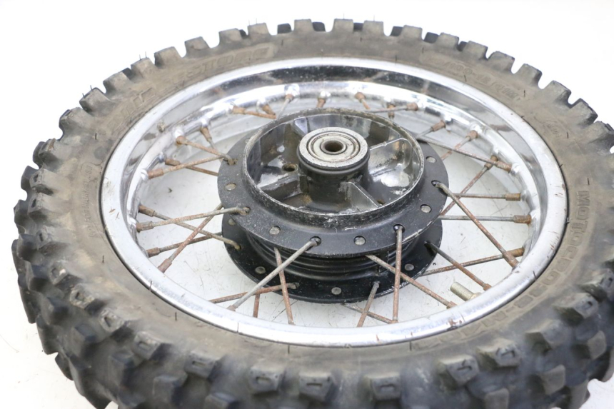 photo de LLANTA TRASERA Y NEUMÁTICO YAMAHA PW 80 (1983 - 2014) - Marcados y referencias originales