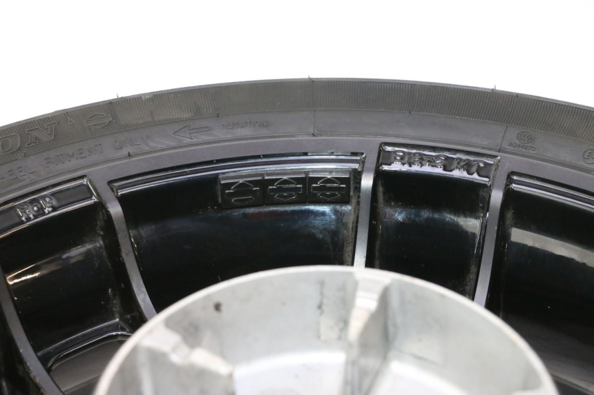 photo de LLANTA TRASERA Y NEUMÁTICO HARLEY DAVIDSON ROAD GLIDE FLTRXSE 1920 (2018 - 2022) - Perfil de la pieza de repuesto