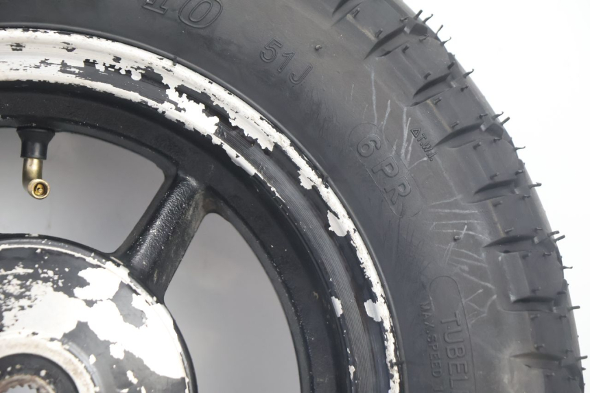 photo de LLANTA TRASERA Y NEUMÁTICO TNT MOTOR ROMA 10' 2T 50 (2011 - 2018) - Vista general del producto