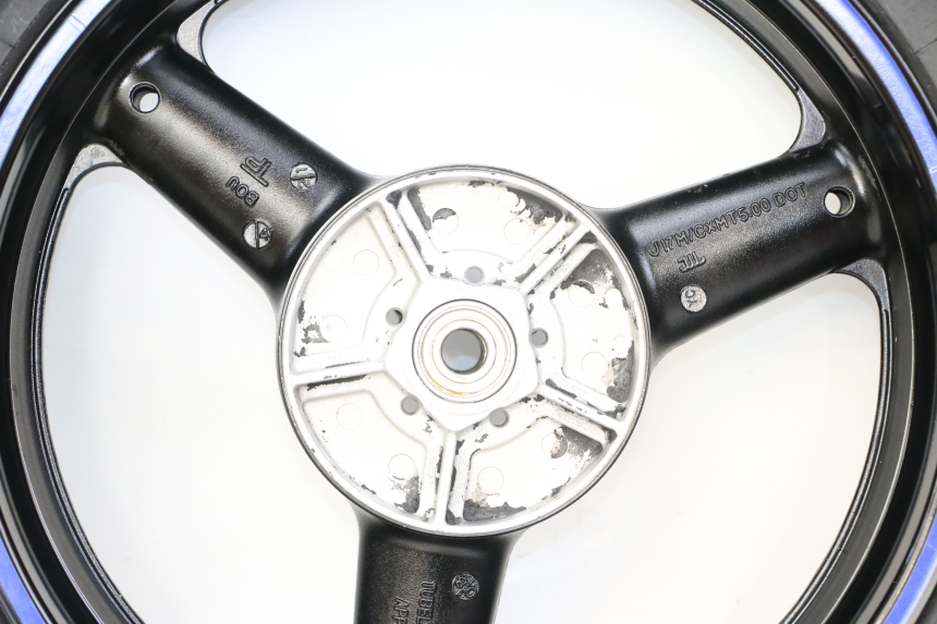 photo de LLANTA TRASERA Y NEUMÁTICO SUZUKI GSX F GSXF 650 (2007 - 2015) - Zoom estado de uso