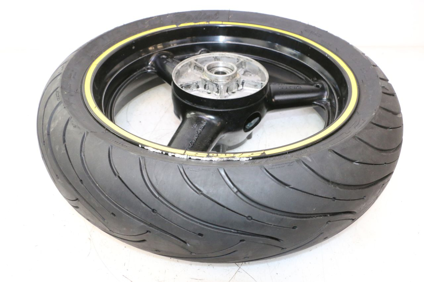 photo de LLANTA TRASERA Y NEUMÁTICO SUZUKI SV S 650 (2003 - 2009) - Otra perspectiva
