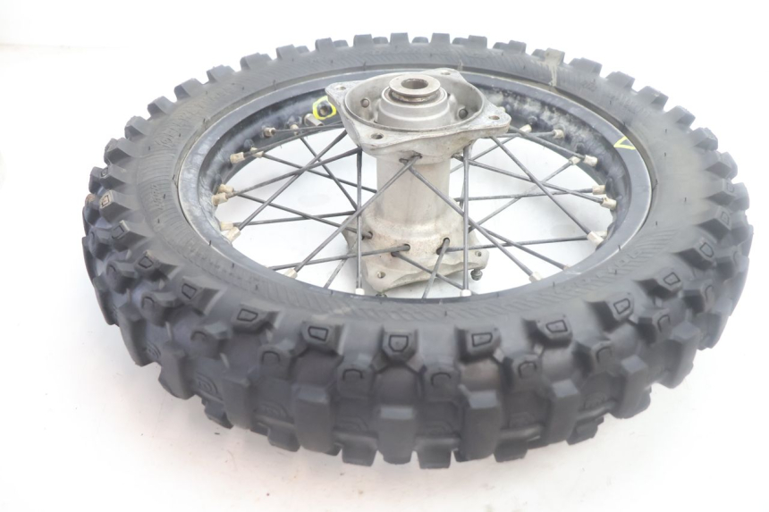 photo de LLANTA TRASERA Y NEUMÁTICO KTM SX 85 (2018 - 2024) - Detalles de los puntos de fijación