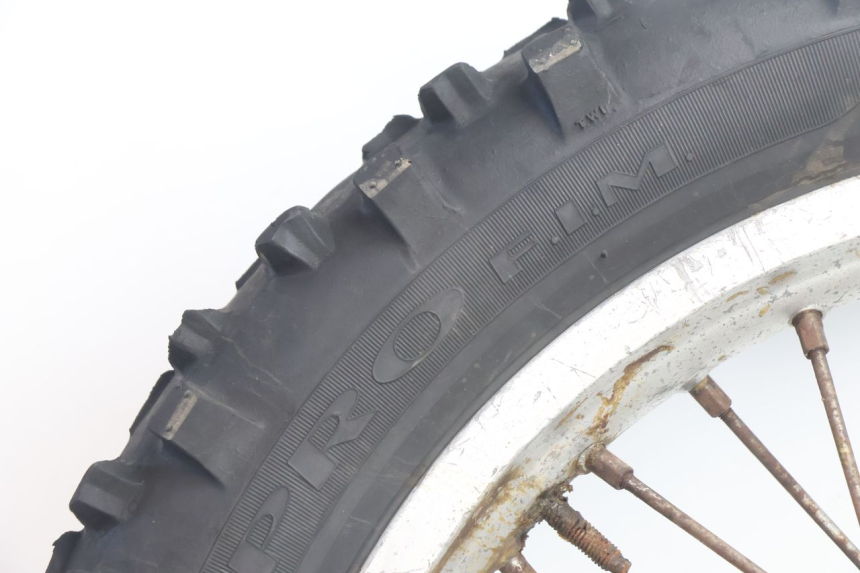 photo de LLANTA TRASERA Y NEUMÁTICO HUSABERG TE 250 (2011 - 2014) - Inspección visual detallada