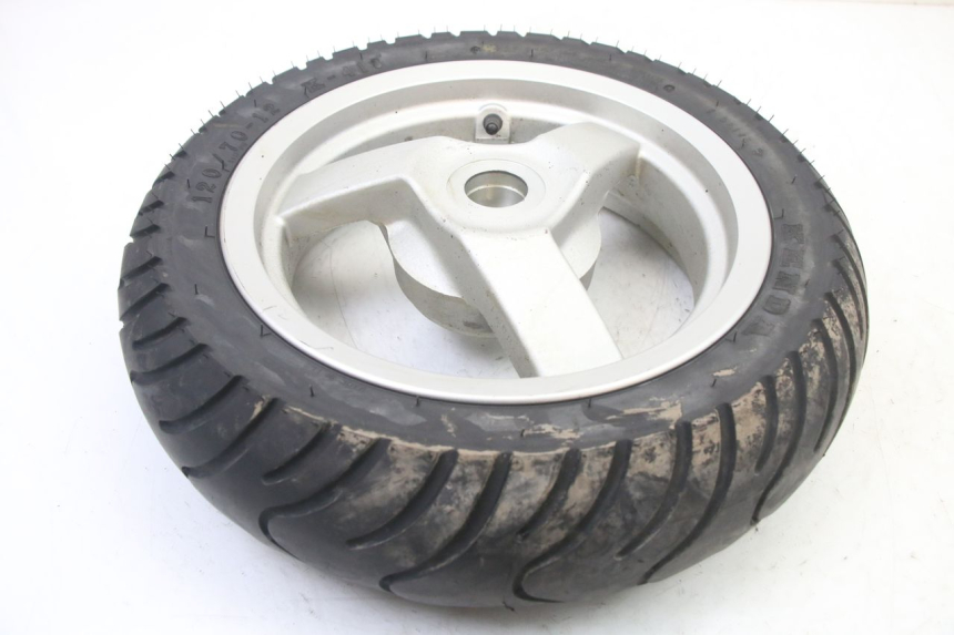 photo de LLANTA TRASERA Y NEUMÁTICO PEUGEOT VIVACITY NEW 2T 50 (2008 - 2017) - Detalle de la pieza