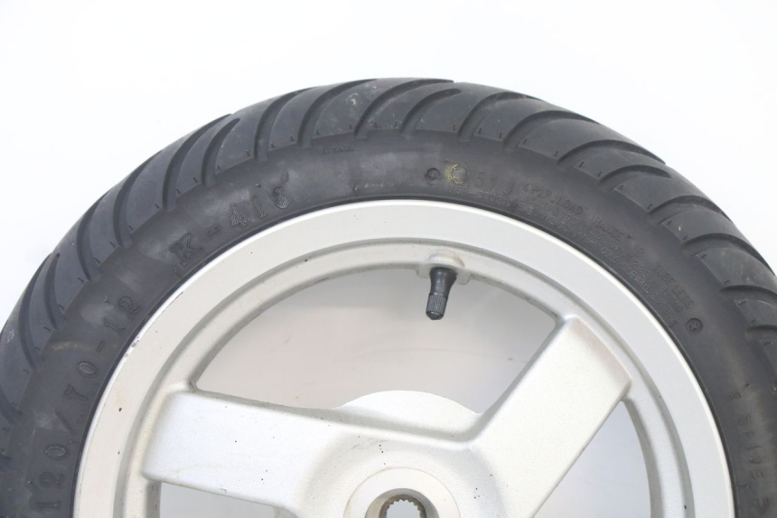 photo de LLANTA TRASERA Y NEUMÁTICO PEUGEOT VIVACITY NEW 2T 50 (2008 - 2017) - Zoom estado de uso