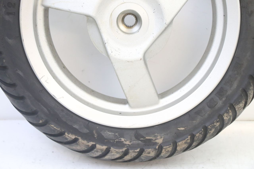 photo de LLANTA TRASERA Y NEUMÁTICO PEUGEOT VIVACITY NEW 2T 50 (2008 - 2017) - Otra perspectiva