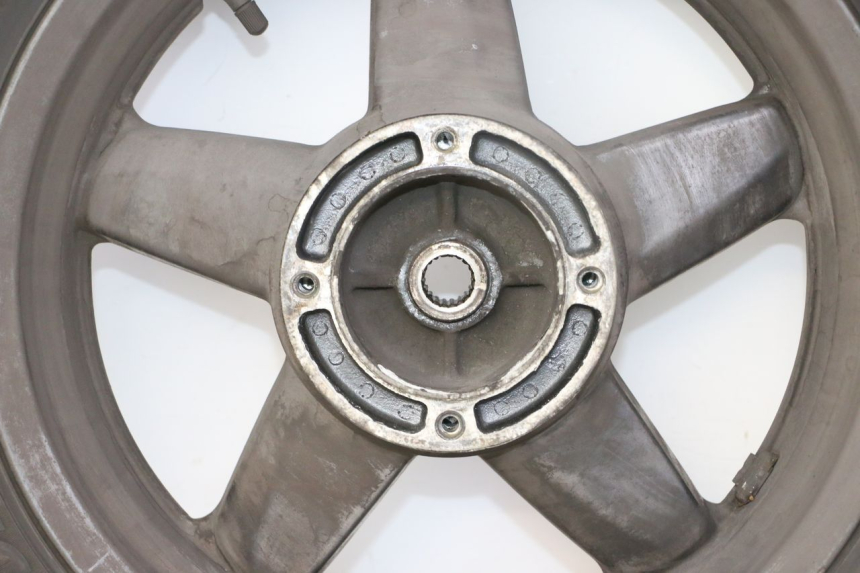 photo de LLANTA TRASERA Y NEUMÁTICO YAMAHA X-MAX XMAX 125 (2010 - 2013) - Recambio usado revisado