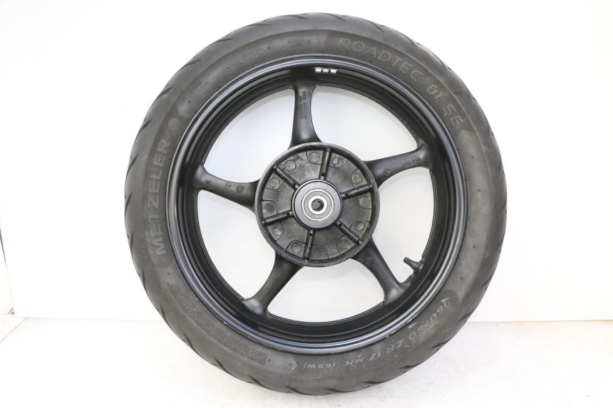 photo de LLANTA TRASERA Y NEUMÁTICO YAMAHA XJ6 ABS 600 (2008 - 2016) - Detalle de la pieza