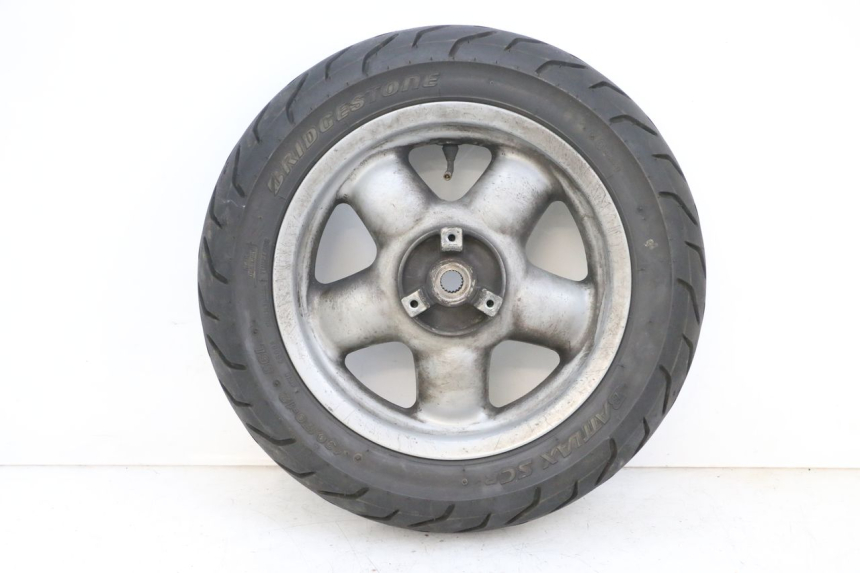 photo de LLANTA TRASERA Y NEUMÁTICO YAMAHA YP MAJESTY 125 (2002 - 2006) - Vista principal