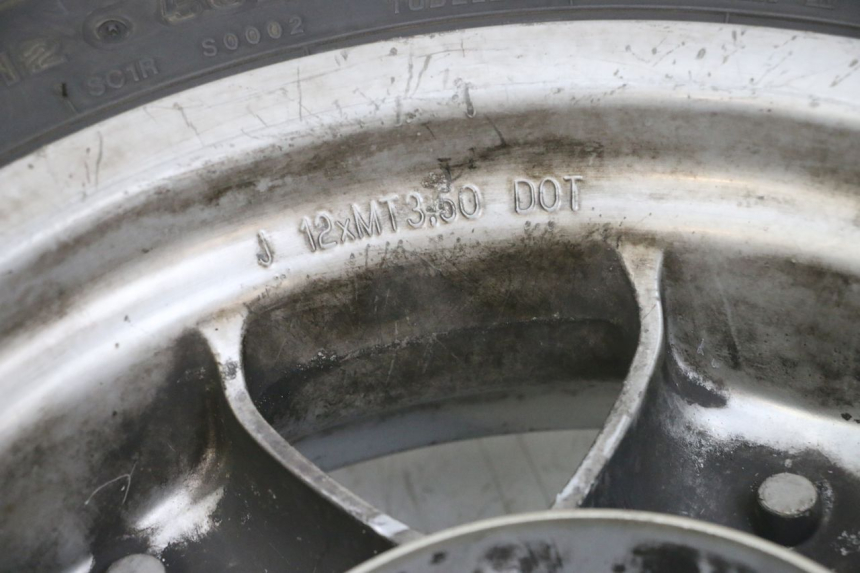 photo de LLANTA TRASERA Y NEUMÁTICO YAMAHA YP MAJESTY 125 (2002 - 2006) - Zoom estado de uso