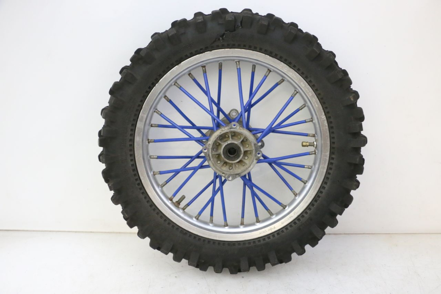 photo de LLANTA TRASERA Y NEUMÁTICO YAMAHA YZ 85 (2002 - 2018) - Estado de la superficie y material