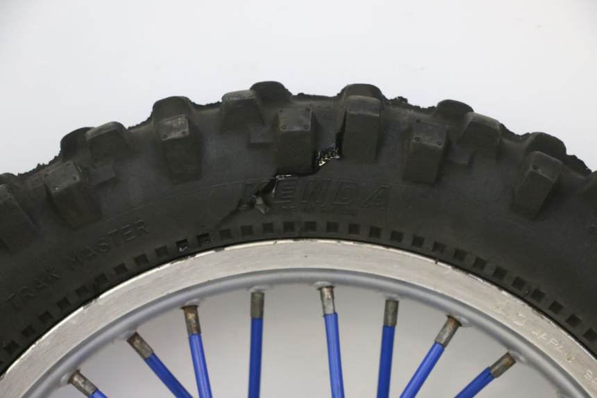 photo de LLANTA TRASERA Y NEUMÁTICO YAMAHA YZ 85 (2002 - 2018) - Marcados y referencias originales