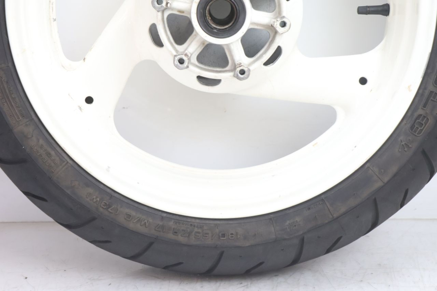 photo de LLANTA TRASERA Y NEUMÁTICO YAMAHA YZF R GENESIS 750 (1993 - 1998) - Zoom estado de uso