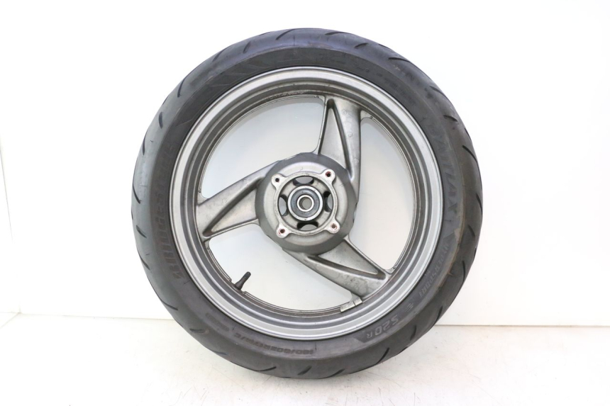 photo de LLANTA TRASERA Y NEUMÁTICO KAWASAKI ZZR 600 (1995 - 2004) - Vista principal