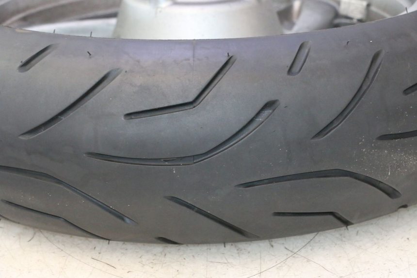 photo de LLANTA TRASERA Y NEUMÁTICO KAWASAKI ZZR 600 (1995 - 2004) - Zoom calidad de ocasión