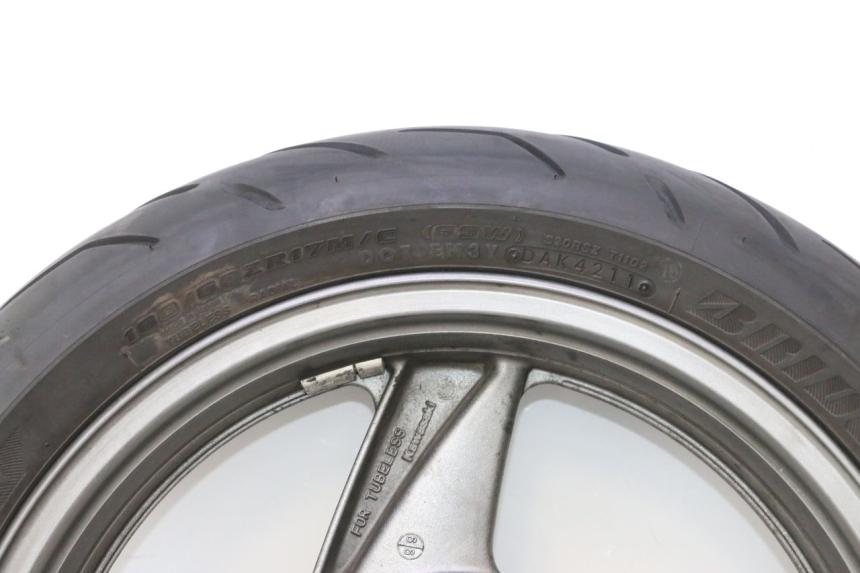 photo de LLANTA TRASERA Y NEUMÁTICO KAWASAKI ZZR 600 (1995 - 2004) - Zoom estado de uso