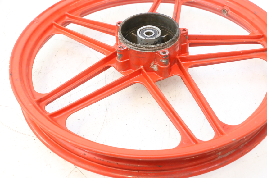 photo de LLANTA TRASERA PEUGEOT 103 SPX CLIP 50 (1989 - 1992) - Zoom sobre los componentes