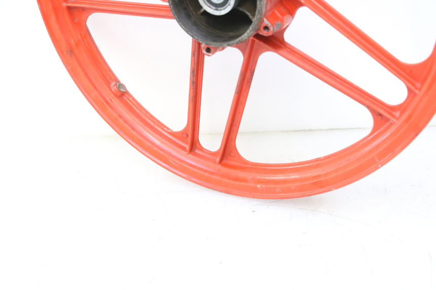 photo de LLANTA TRASERA PEUGEOT 103 SPX CLIP 50 (1989 - 1992) - Estado de la superficie y material