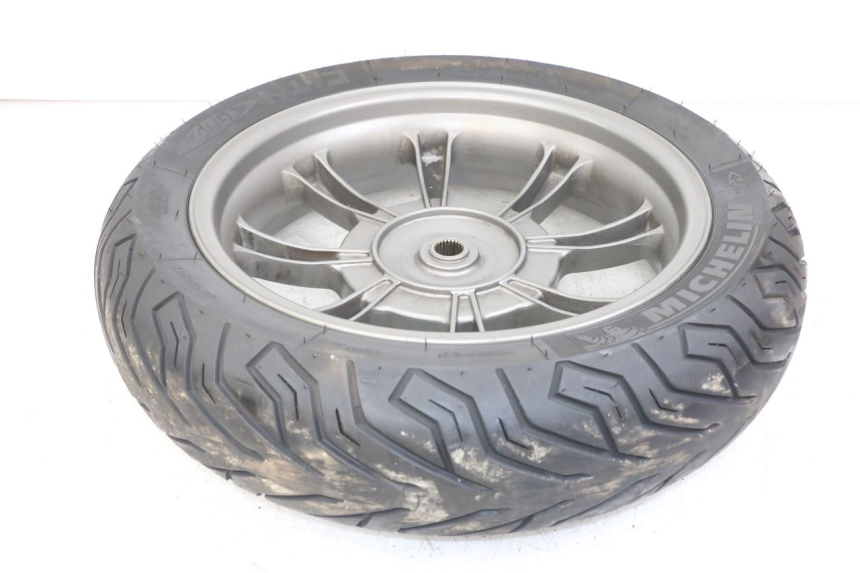 photo de LLANTA TRASERA QUADRO 3D S 350 (2013 - 2018) - Detalles de los puntos de fijación