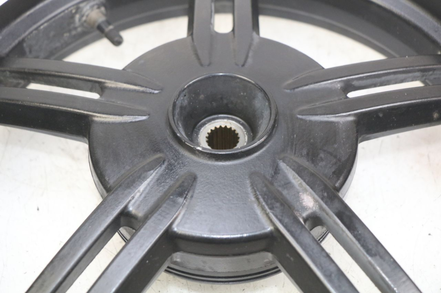 photo de LLANTA TRASERA KYMCO AGILITY 16+ 4T 50 (2018 - 2023) - Marcados y referencias originales