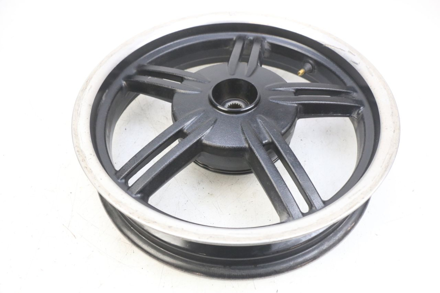 photo de LLANTA TRASERA KYMCO AGILITY 16+ 4T 50 (2018 - 2023) - Recambio usado revisado