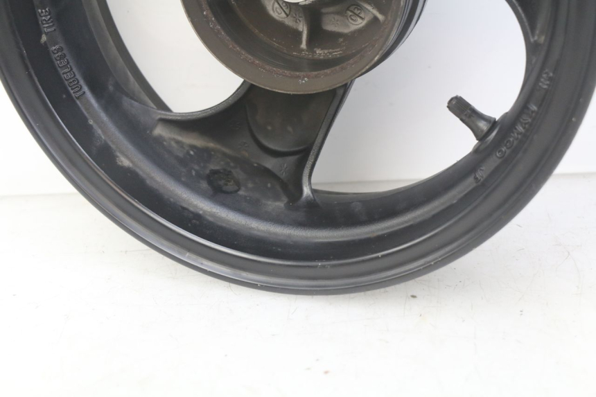 photo de LLANTA TRASERA KYMCO AGILITY 4T 50 (2018 - 2022) - Otra perspectiva