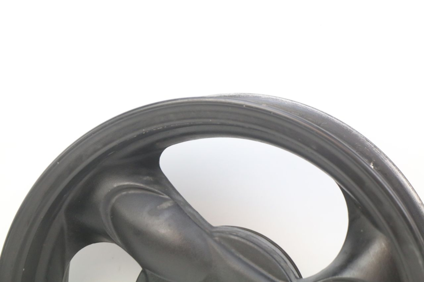 photo de LLANTA TRASERA KYMCO AGILITY 4T 50 (2018 - 2022) - Estado de la superficie y material