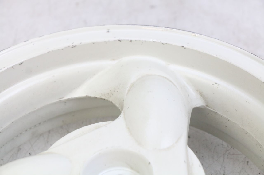 photo de LLANTA TRASERA KYMCO AGILITY 4T 50 (2005 - 2018) - Zoom sobre los componentes