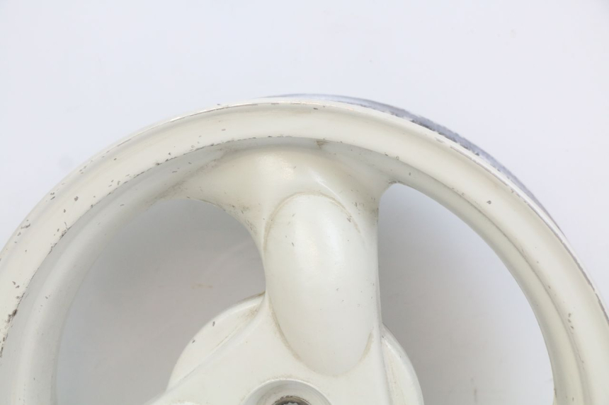 photo de LLANTA TRASERA KYMCO AGILITY 4T 50 (2005 - 2018) - Detalles de los puntos de fijación