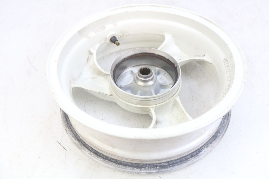 photo de LLANTA TRASERA KYMCO AGILITY 4T 50 (2005 - 2018) - Estado de la superficie y material