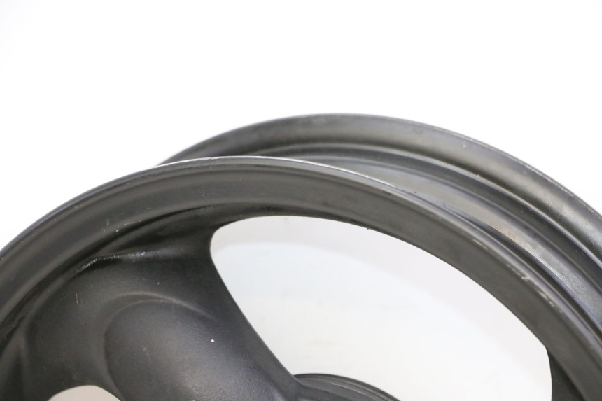 photo de LLANTA TRASERA KYMCO AGILITY 4T 50 (2005 - 2018) - Detalles de los puntos de fijación