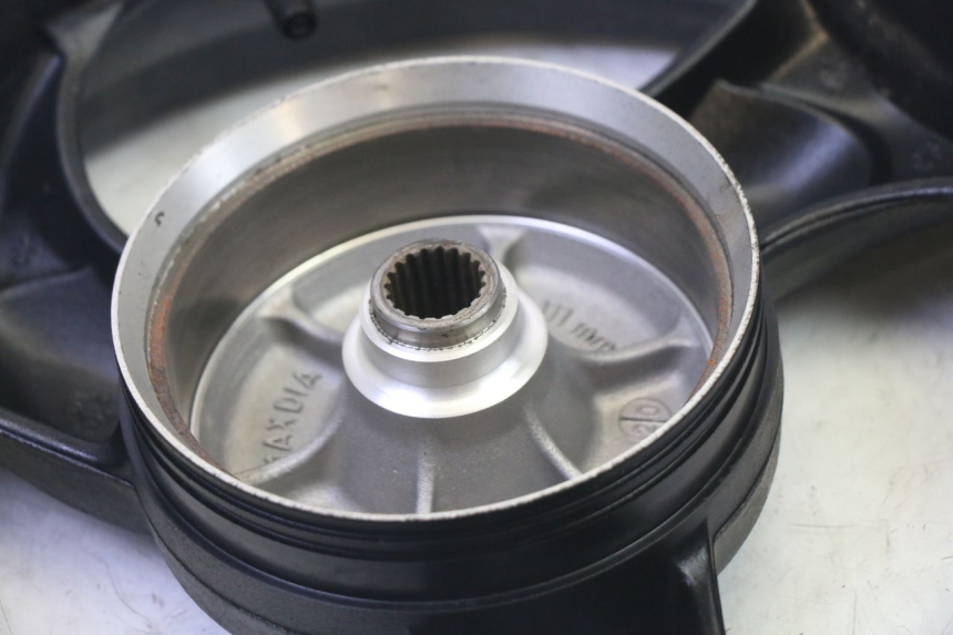 photo de LLANTA TRASERA KYMCO AGILITY 4T 50 (2018 - 2022) - Características distintivas