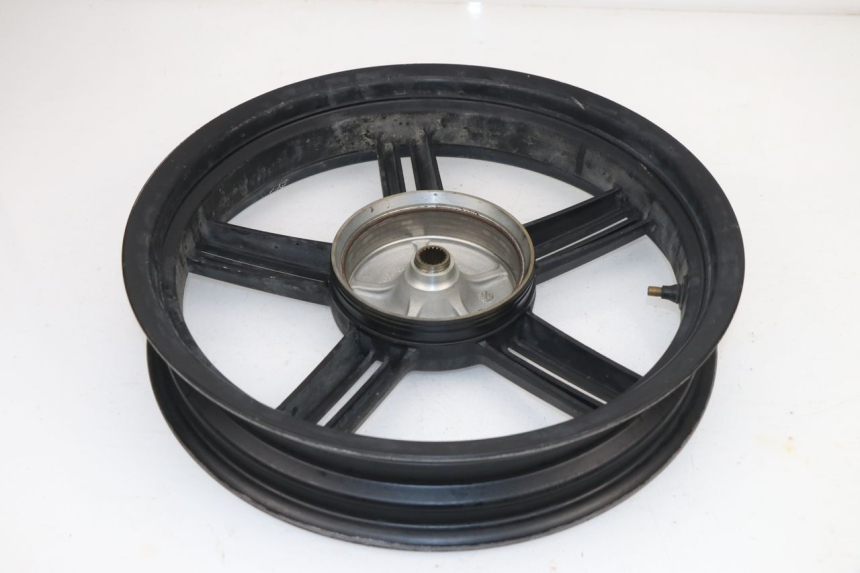 photo de LLANTA TRASERA KYMCO AGILITY CITY 50 (2008 - 2016) - Detalle de la pieza