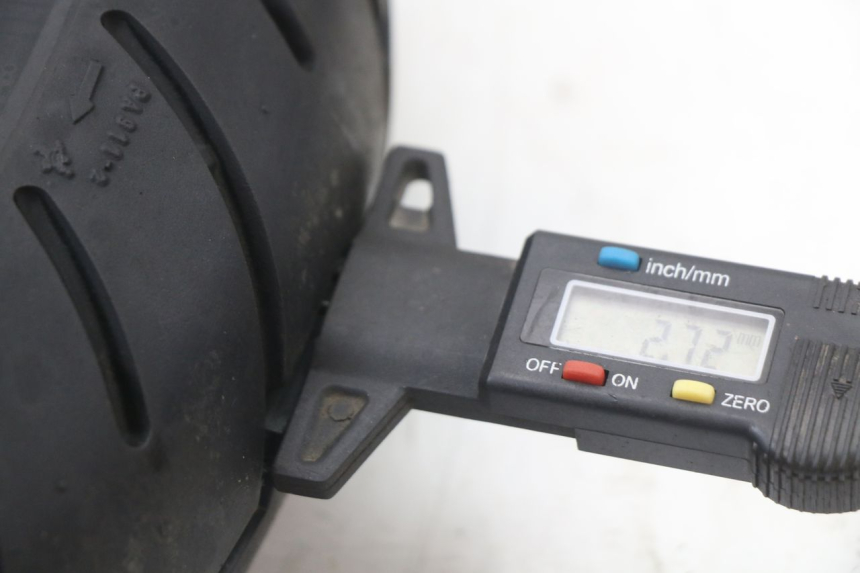 photo de LLANTA TRASERA KYMCO AGILITY PREMIUM 50 (2007 - 2010) - Características distintivas