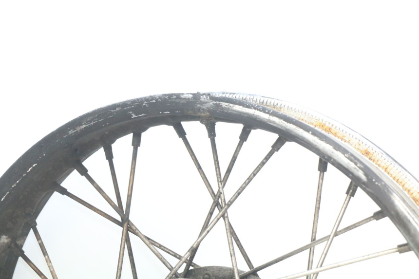 photo de LLANTA TRASERA ROYAL ENFIELD BULLET CLASSIC 500 (2017 - 2020) - Zoom sobre los componentes