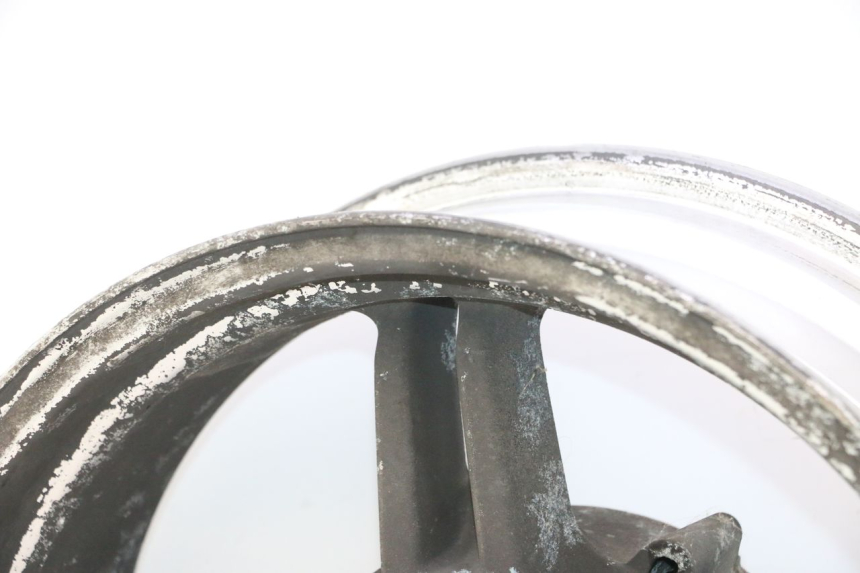 photo de LLANTA TRASERA SUZUKI BURGMAN EXECUTIVE ABS 650 (2006 - 2012) - Detalle de la pieza