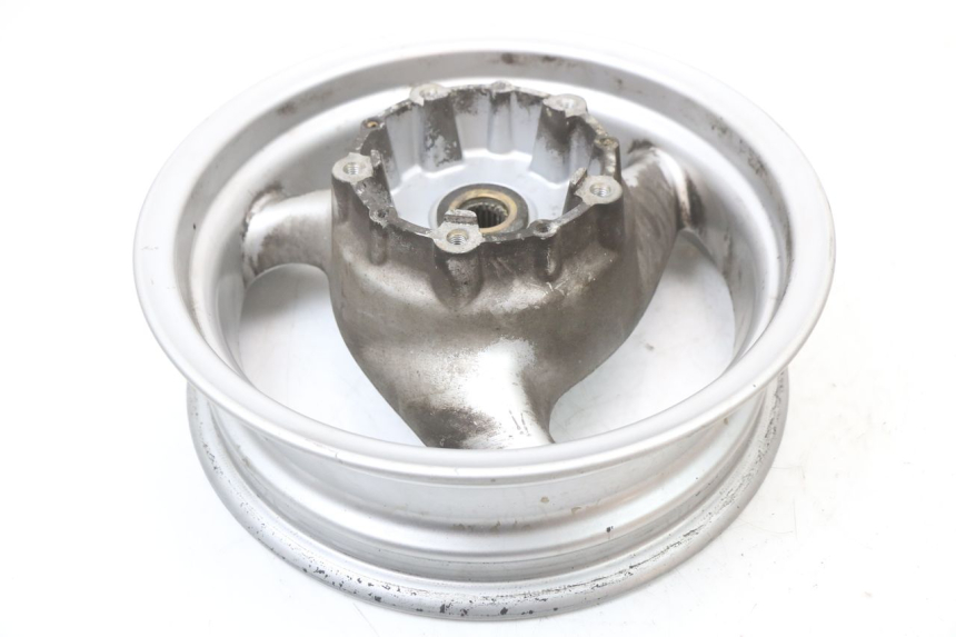 photo de LLANTA TRASERA BMW C1 125 (2000 - 2003) - Primer plano técnico