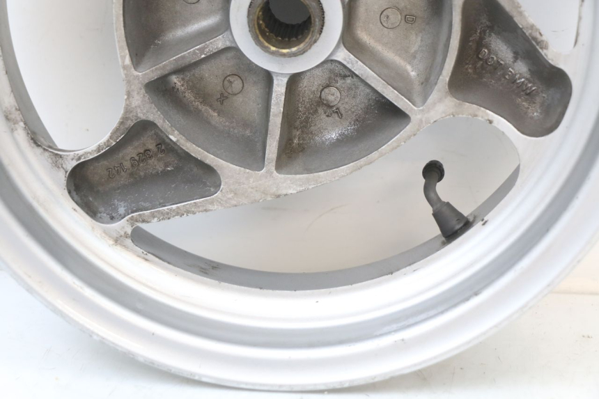 photo de LLANTA TRASERA BMW C1 125 (2000 - 2003) - Estado de la superficie y material